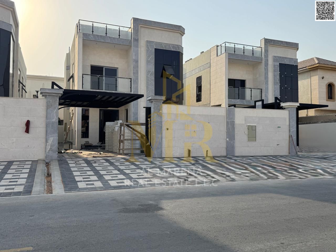 Ready-to-move-in villa in Al Rawda, street and alley, 5 master bedrooms with built-in wardrobes + private pool, excellent finishing, freehold ownershi
