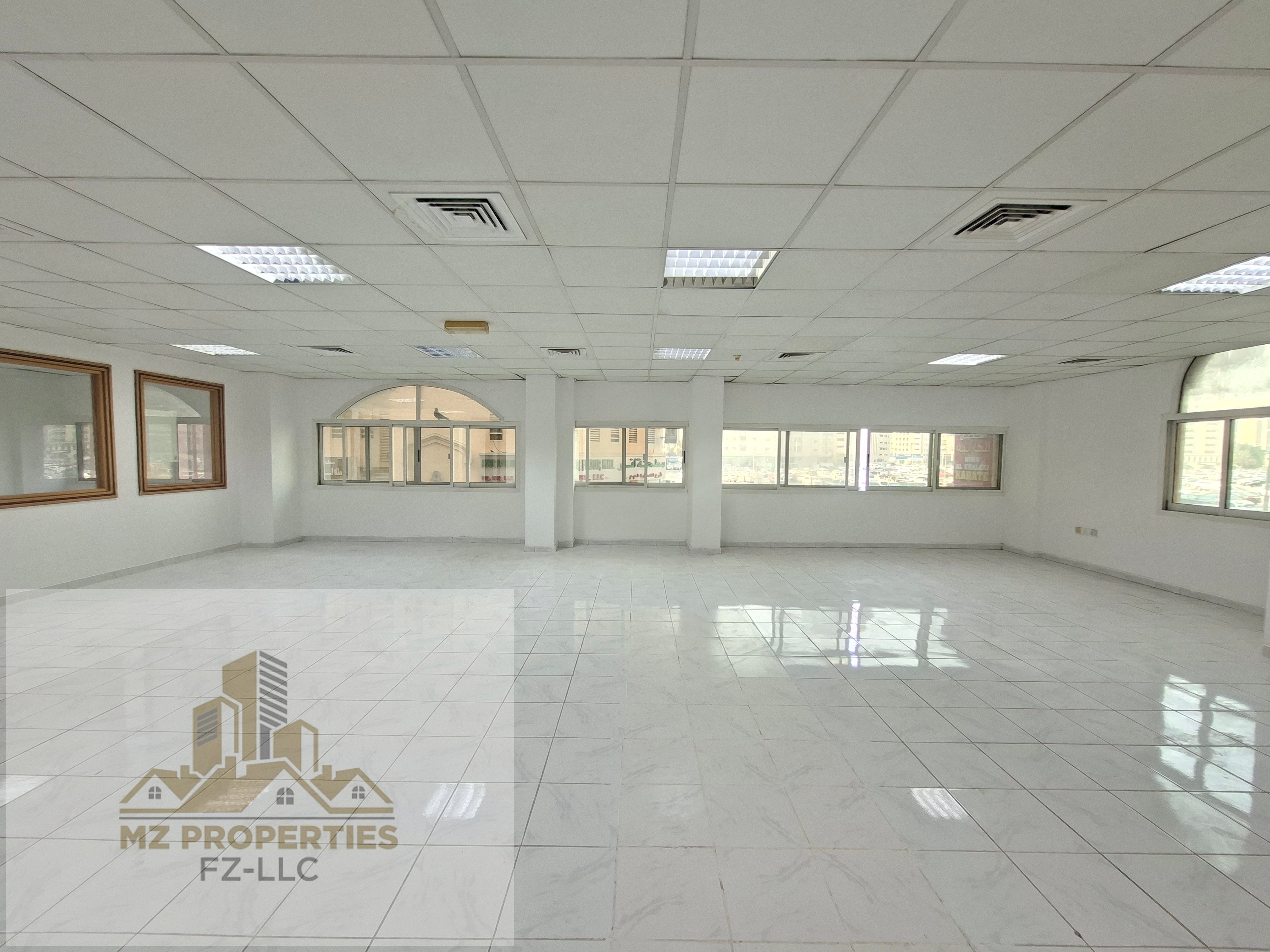 MARVELLOUS OFFER ! BIG SIZE OFFICE FOR RENT IN HEART OF SHARJAH ! OPEN VIEW ! IN 80K