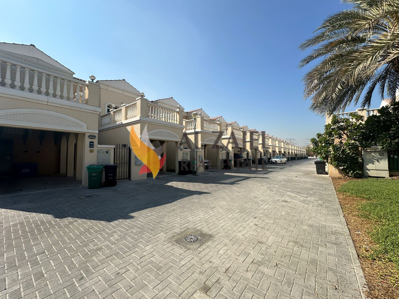 Discover this charming townhouse.