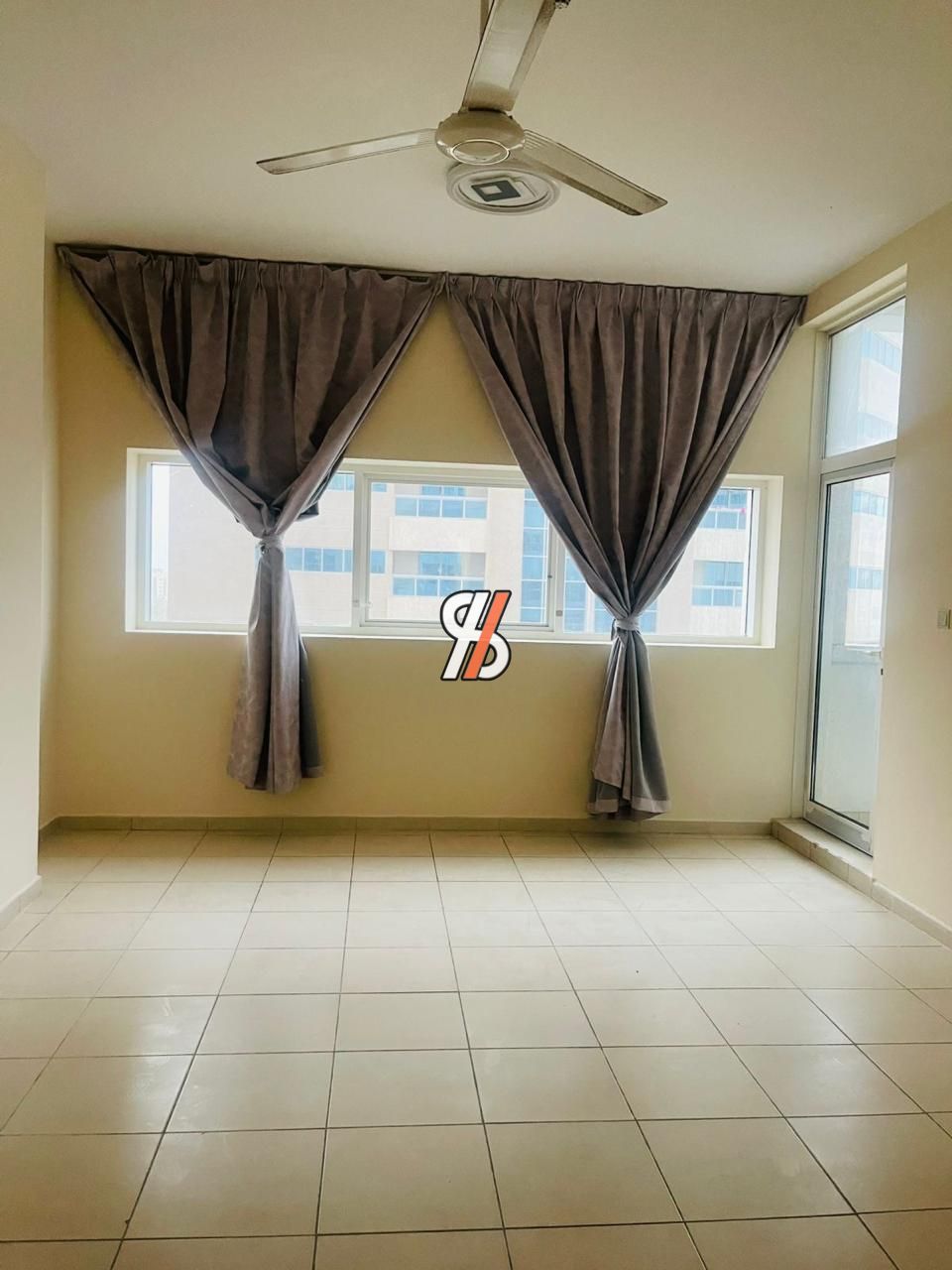 ONE BEDROOM HALL FOR RENT IN AJMAN ONE TOWER OPEN KITCHEN