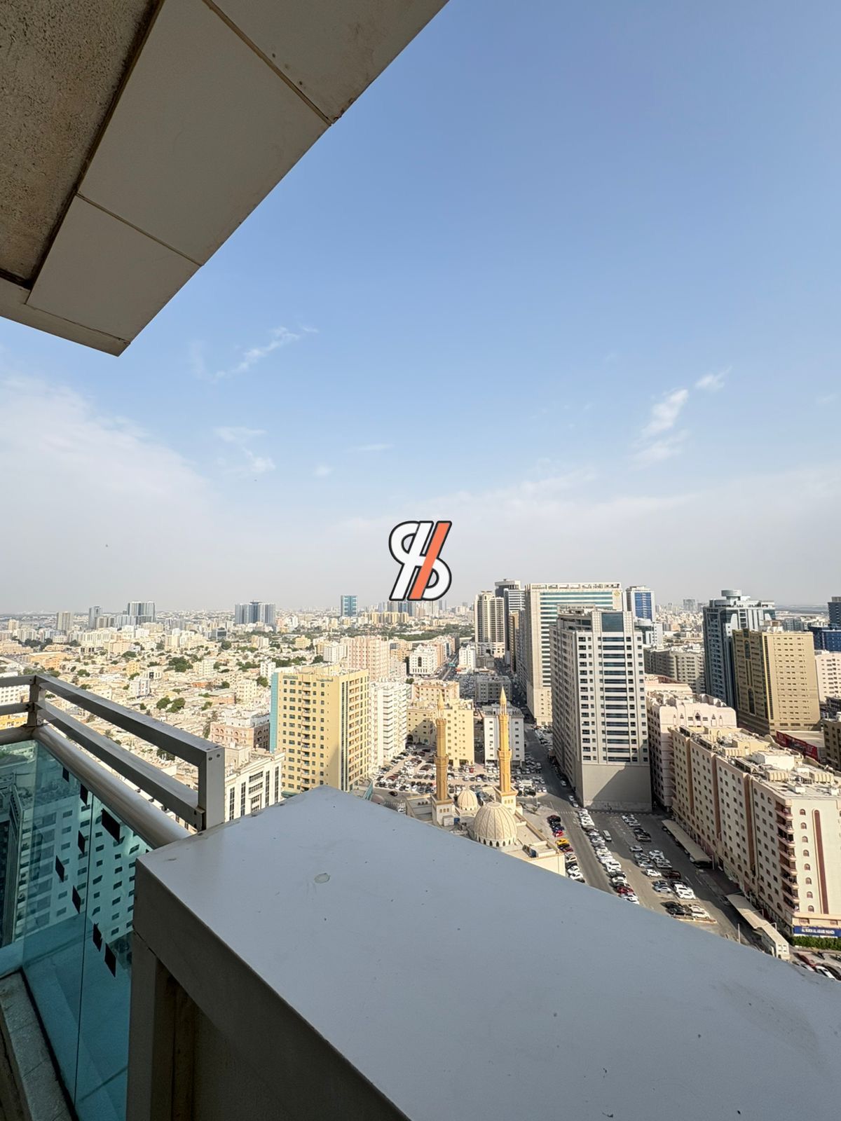 2bedroom close kitchen full open view Apartment