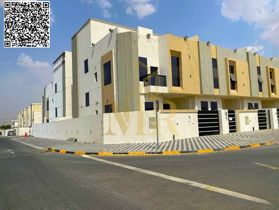 Corner villa for sale in Al-Haliyo – 4 bedrooms – 2 floors and a roof – 2100 sq ft – Excellent opportunity