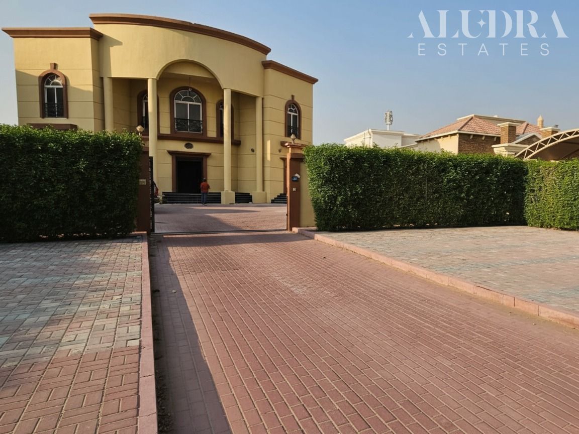 5BR Family Villa with Big Plot I Prime Location