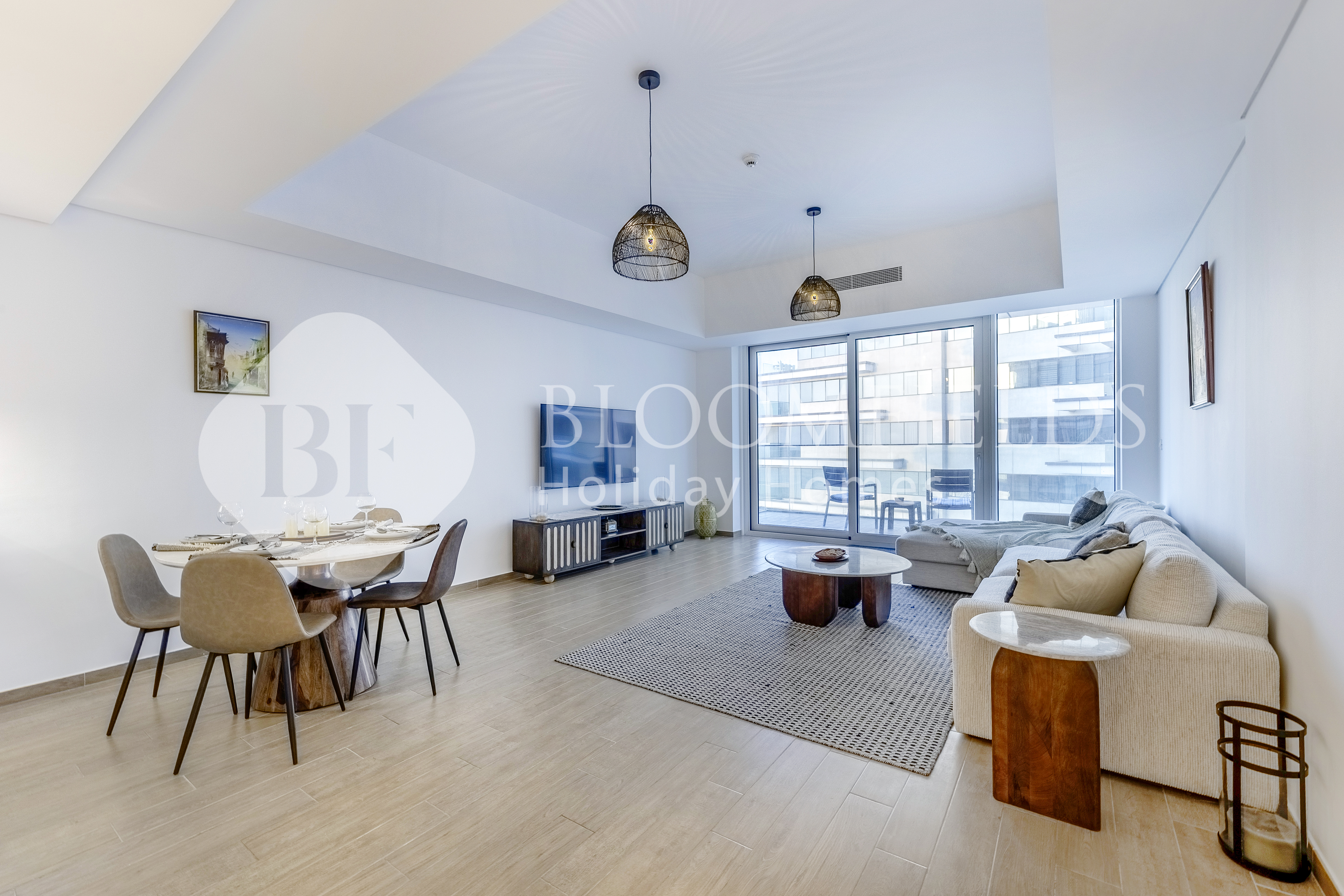 Beach Access | Spacious Stay | Short Rent