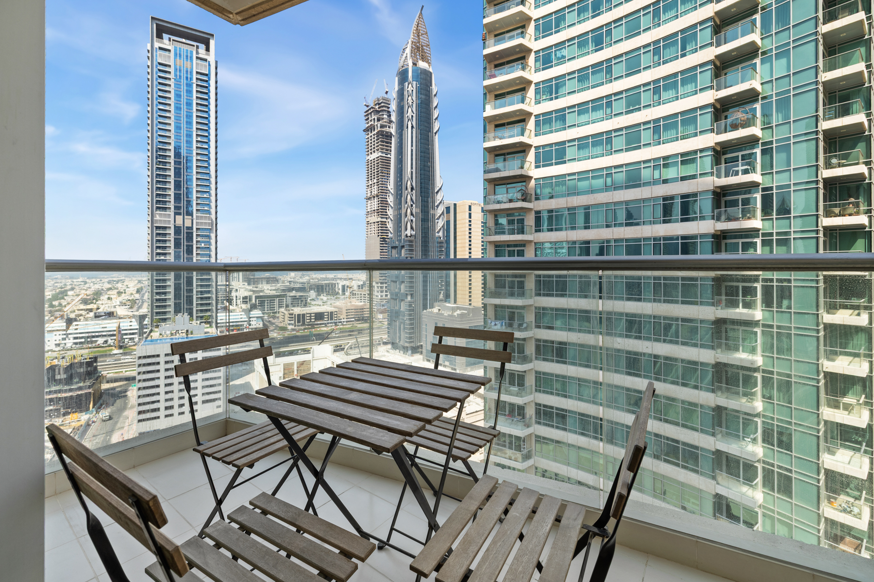 Stunning 2 BR in Downtown| Partial Burj View