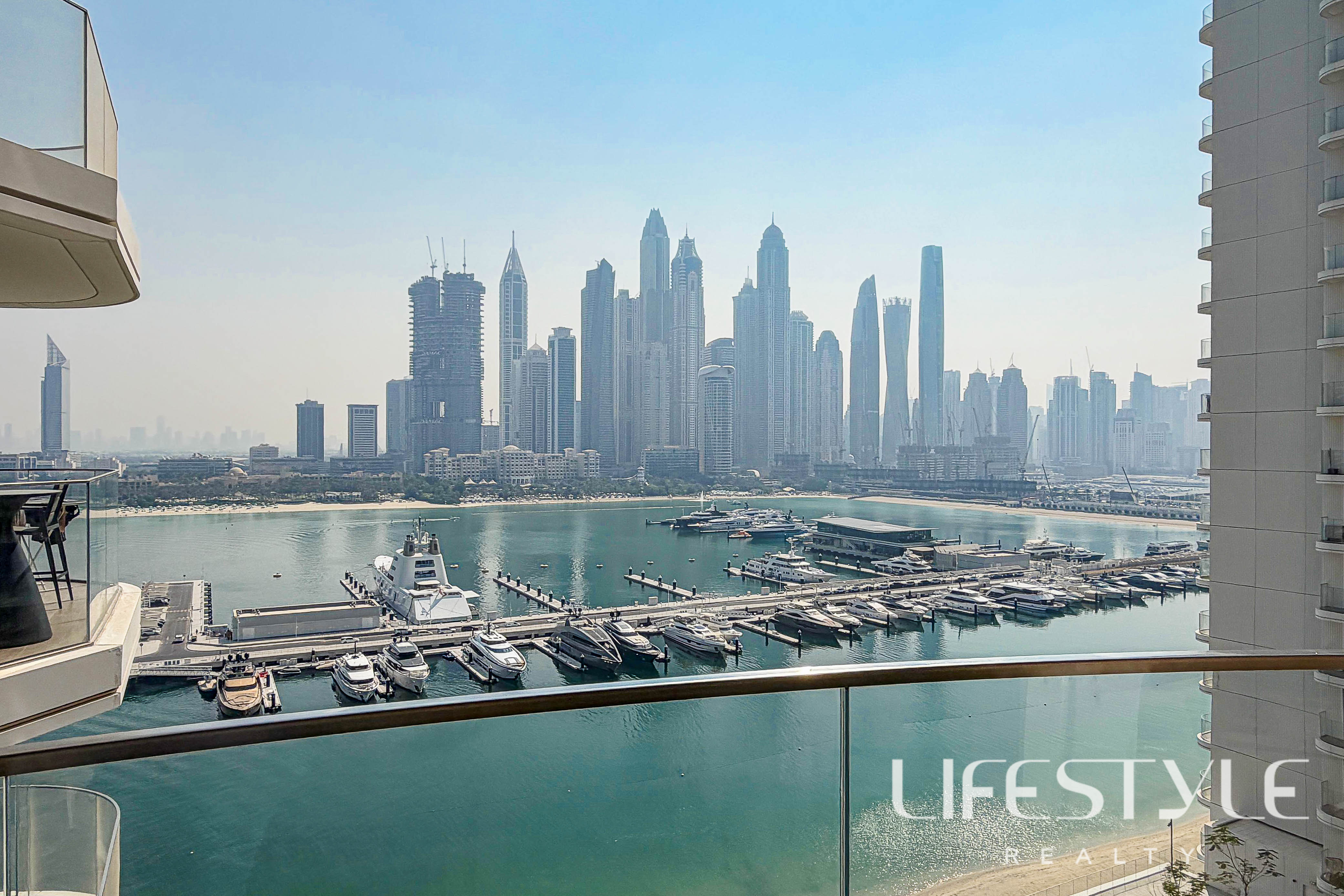 Fully Furnished and Upgraded / Sea View / Vacant