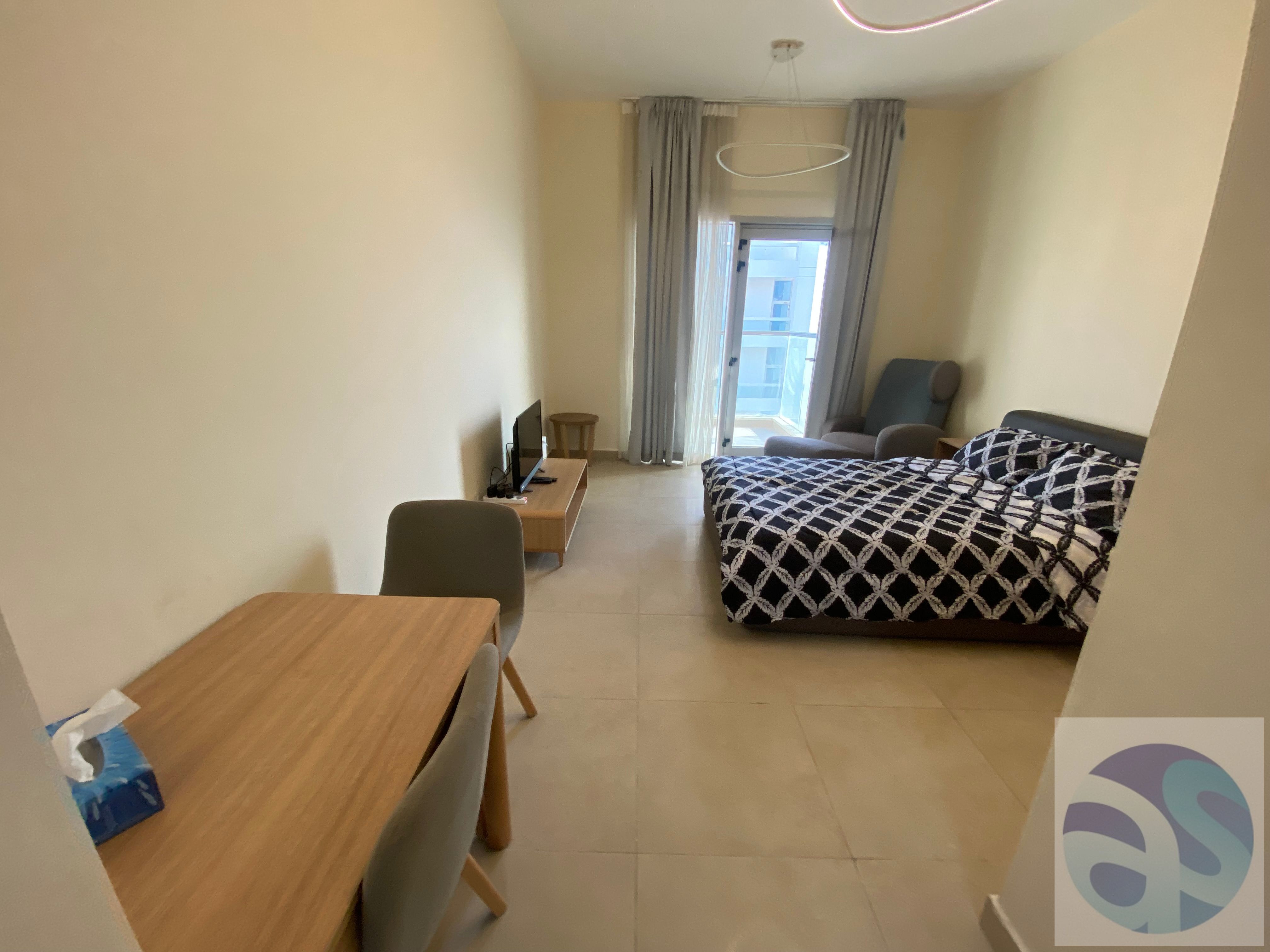 Community View ! Furnished ! Studio