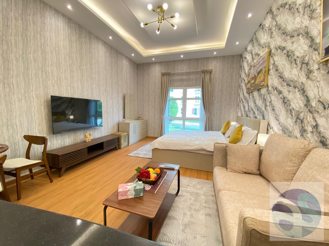 Luxury | well furnished |Front of Metro | MED 49