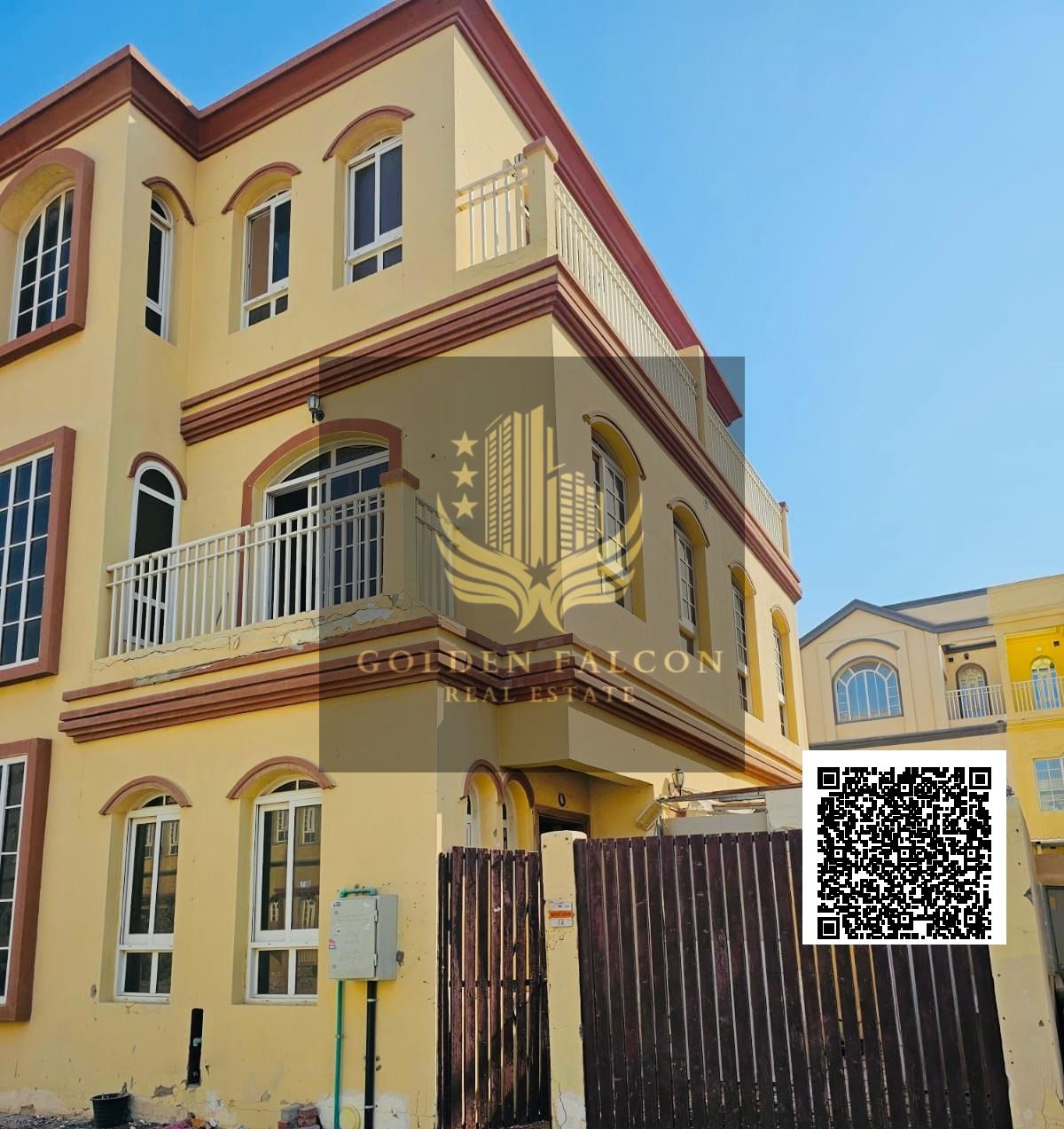 Spacious 2 BedRoom with Three Washroom and Open Kitchen for Sale