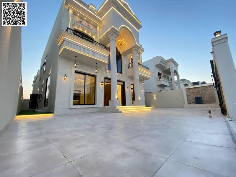 Luxury villa for sale, classic design, registration fees included, negotiable price with bank financing available.