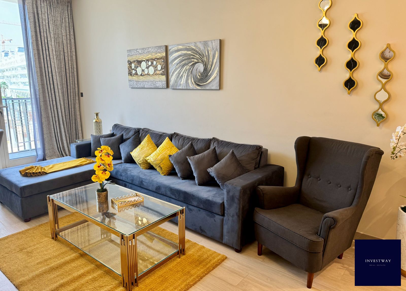 Modern | BILLS INCLUSIVE | Bright | Furnished