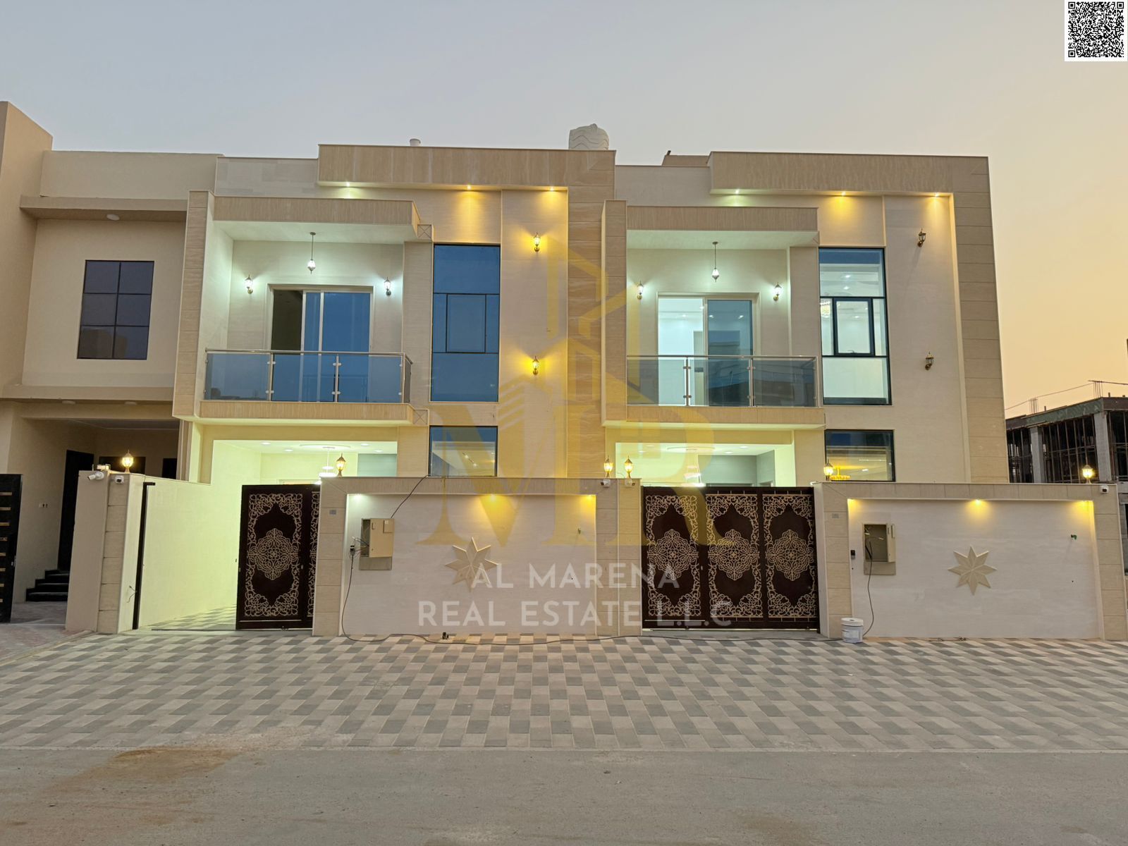 For sale: Two-story villa with a rooftop terrace, excellent finishing, including registration and ownership fees, at a negotiable price with the possi