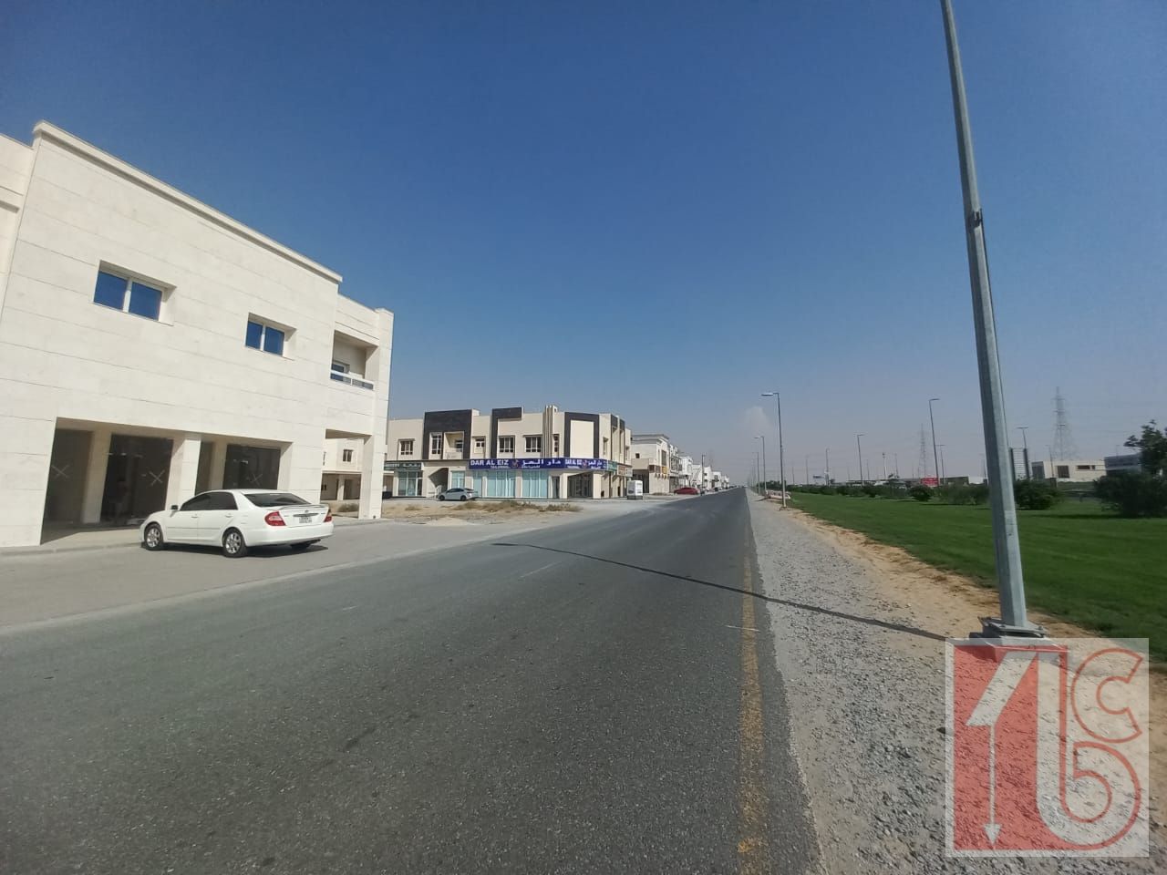 Shops on Mleiha Street, Hoshi area, Sharjah, new building, large areas and payment facilities
