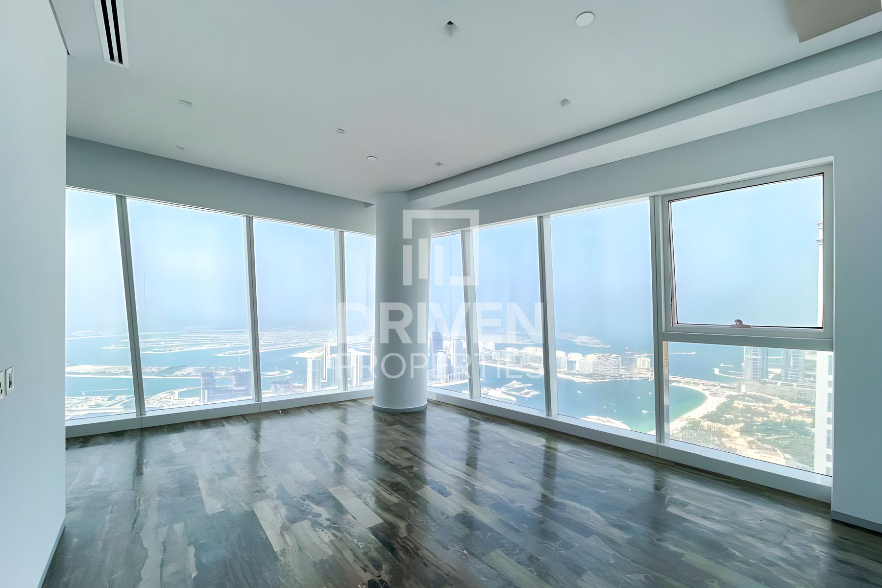 Modern Apt | Prestigious Location | Stunning Views