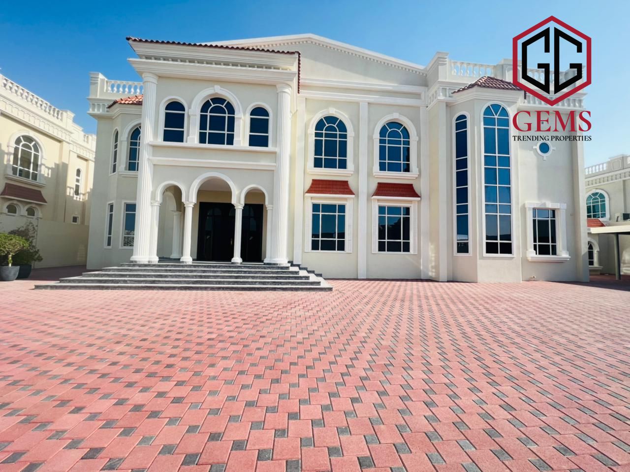 HUGE AREA | SERVANT BLOCK | TOP QUALITY | GARDEN