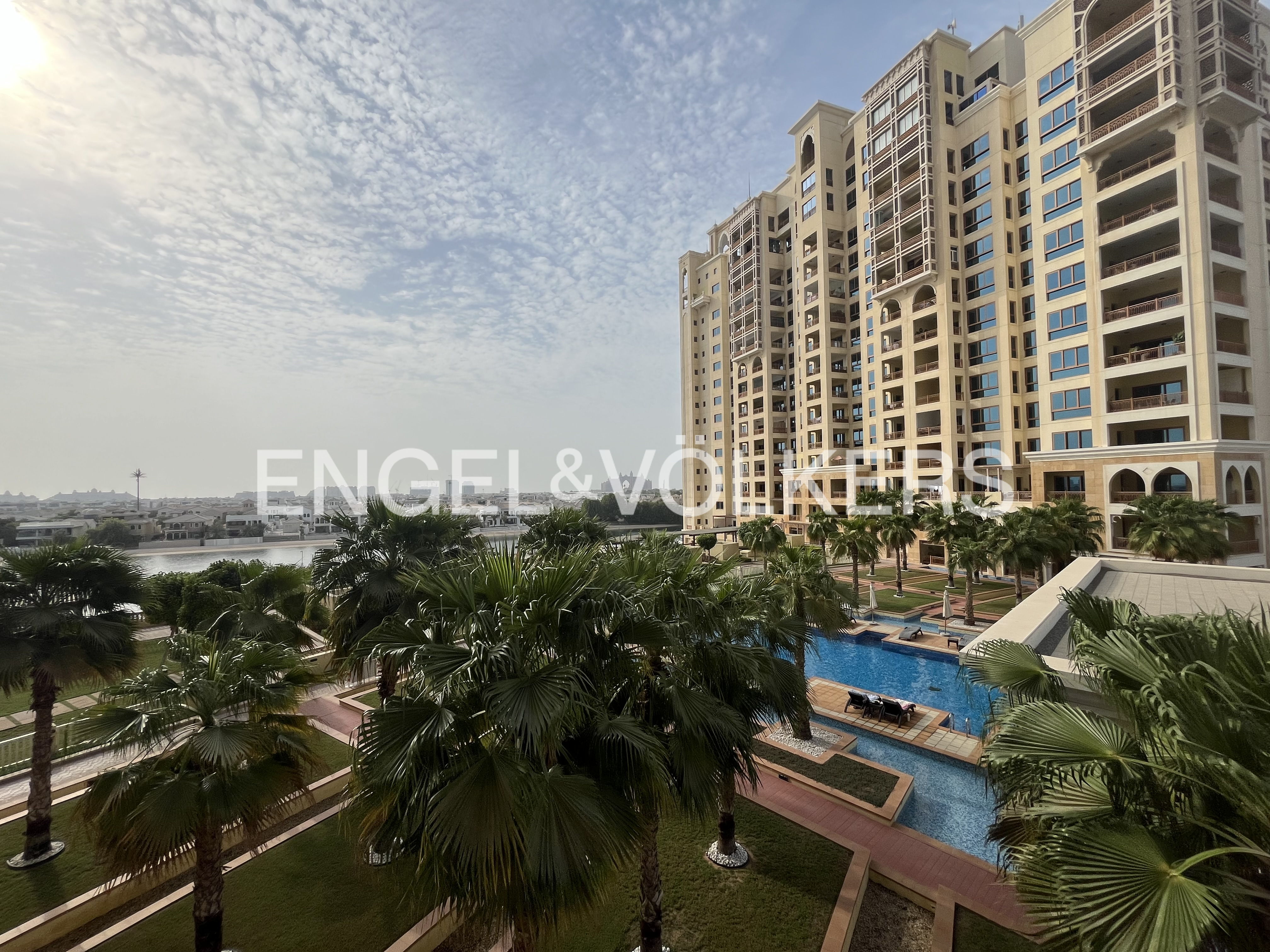 Atlantis 2BR Condo in Dubai, Palm Jumeirah