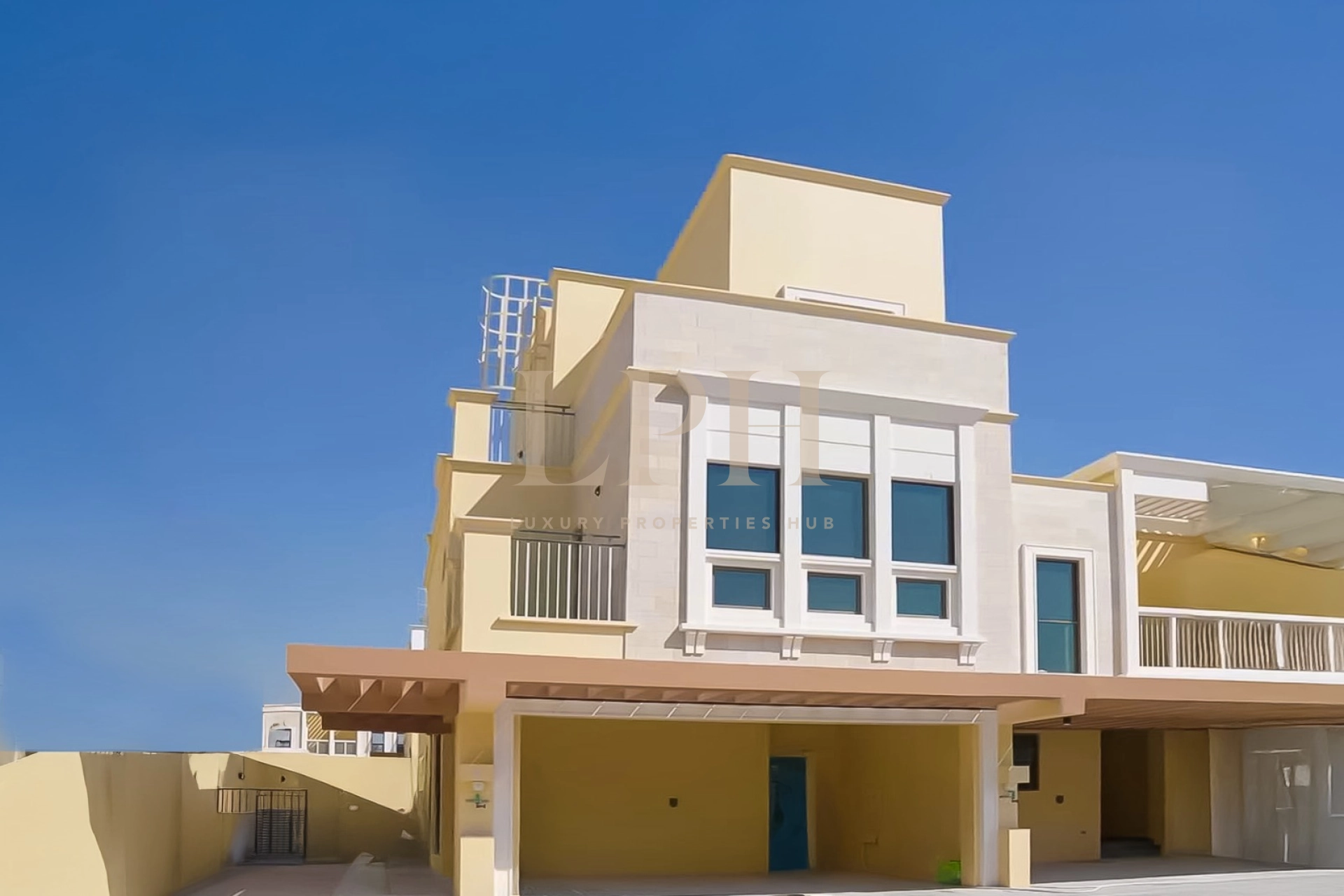 5BR | Big Plot |Single Row | Prime End Corner Unit