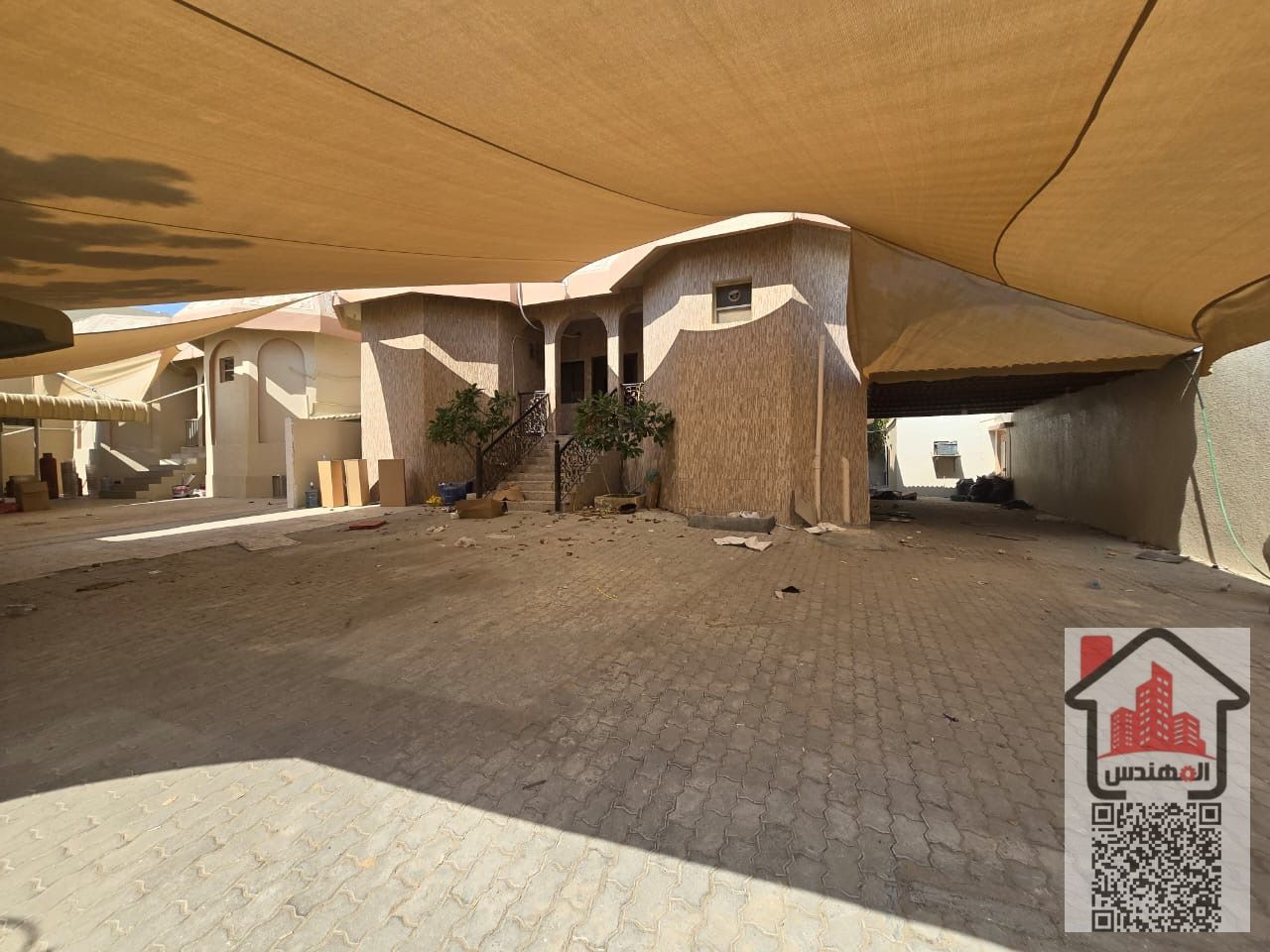 Ground floor villa for rent in Al Rawda 2 5000 sq ft. Living room and majlis, 4 bedrooms, 4 bathrooms. Annual rent AED 85,000. Ready for immediate occupancy.