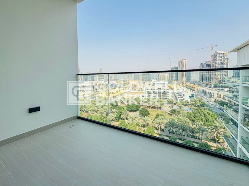 Ready to Move | Brand New | Spacious Layout
