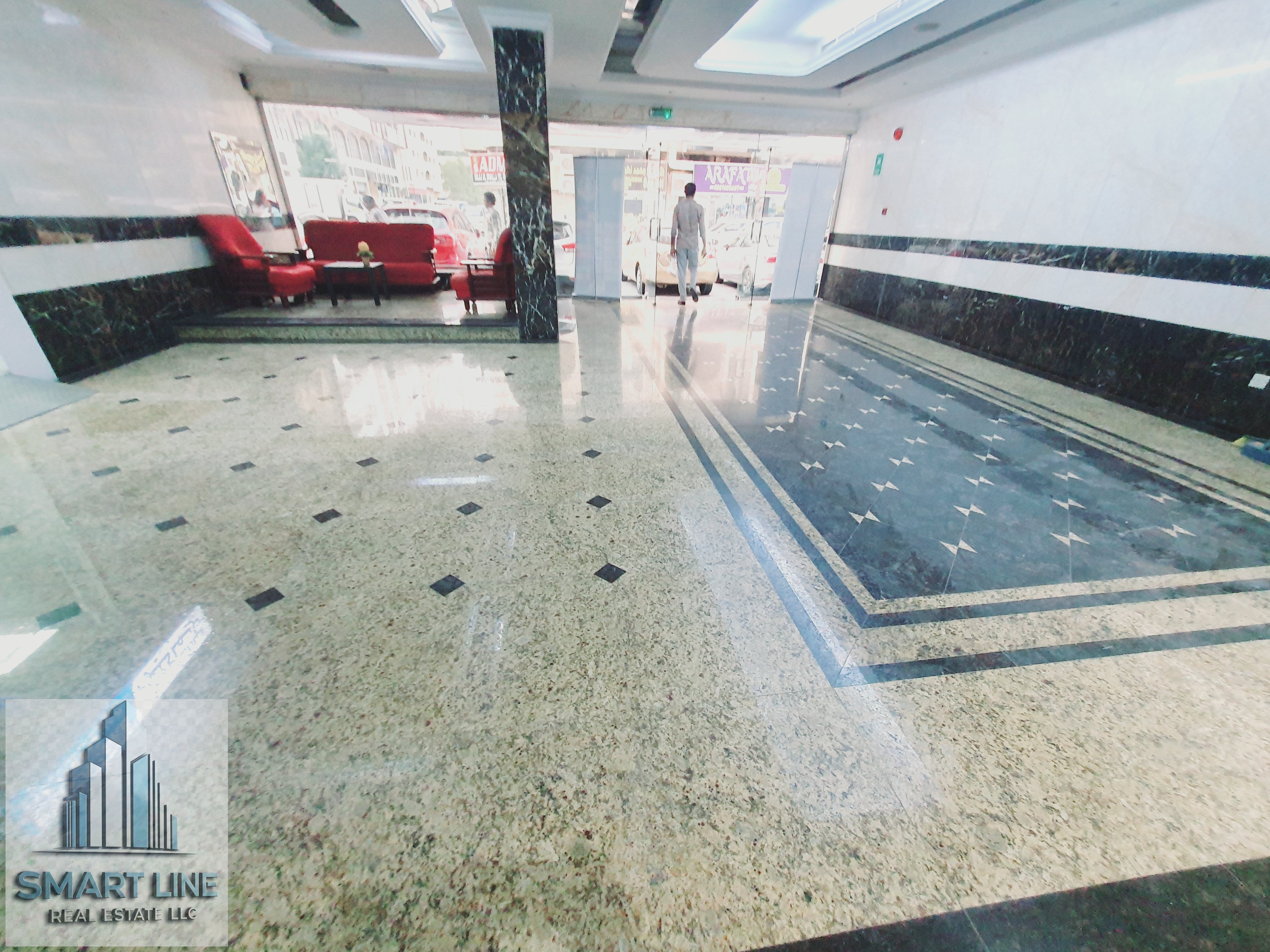 Grand// Studio Apartment Central AC AND Sapret kitchen //6,cheques Just in 25k//Family Building