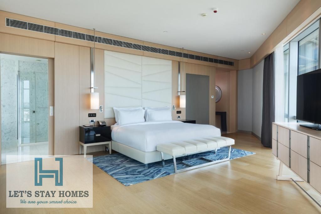Ramadan Offer | With Kitchen l Free Access to Gym Sauna & Pool | Kitchen | Near Metro | Free Cleaning Service