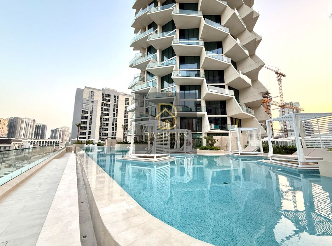 High Floor | Skyline View | Fitted Kitchen