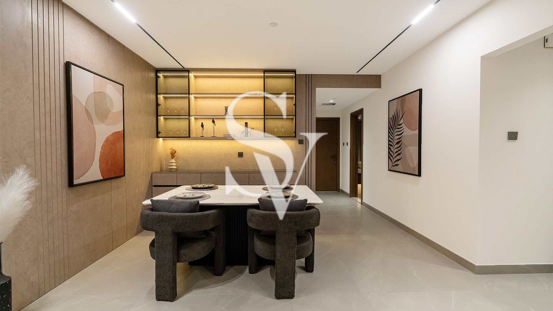 Spacious Luxury Layout | Closed Equipped Kitchen