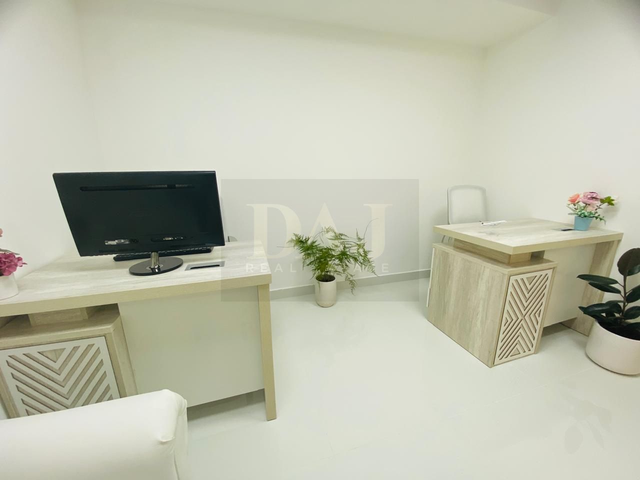 Seize the Opportunity and Rent the Office of Your Dreams|0% commission