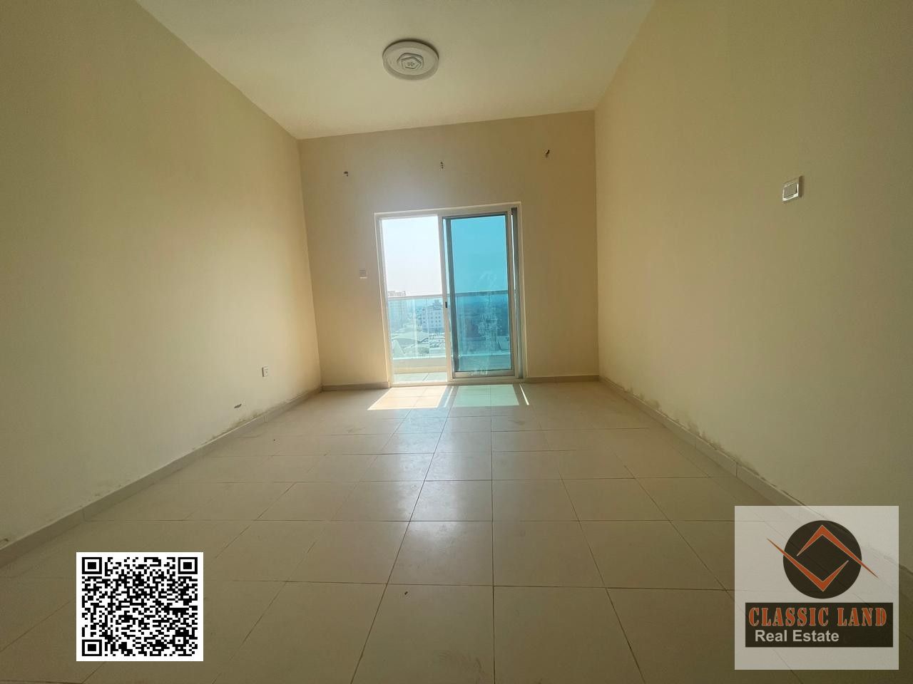 AMAIZING DEAL. JUST PAY 280,000 AED 2 BHK OPEN VIEW WITH PARKING IN CITY TOWER AJMAN EMPTY