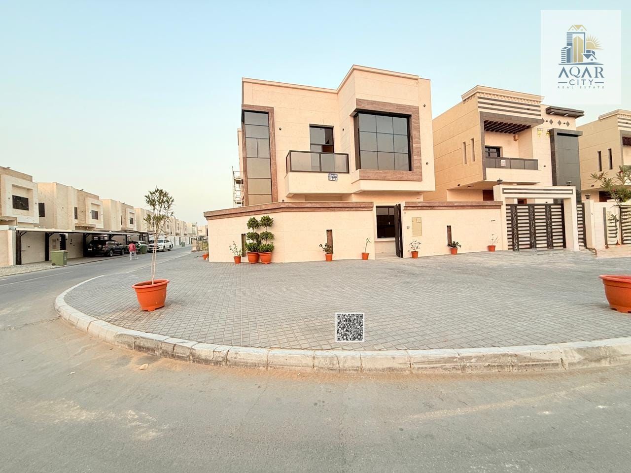 Villa for sale in a prime location opposite Azhi Corner project, two floors