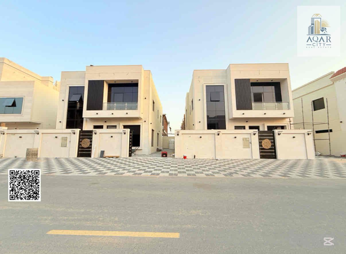 A luxurious villa with a classic design in an excellent location in front of Azha Compound, at a very good price. The land area is 3230 feet, five master bedrooms, and there are spacious areas in the building.