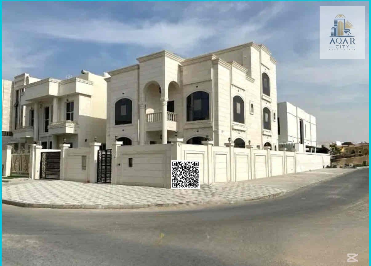 Luxury residential villa for sale with a palace design, 7 rooms, including registration fees, air conditioning, and elevator