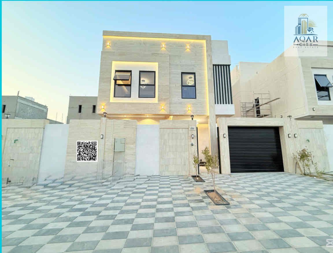 Villa for sale, including electricity and water, large setback in front of the villa, air conditioning machine installed, the villa has ground, first and roof floors, and has a swimming pool