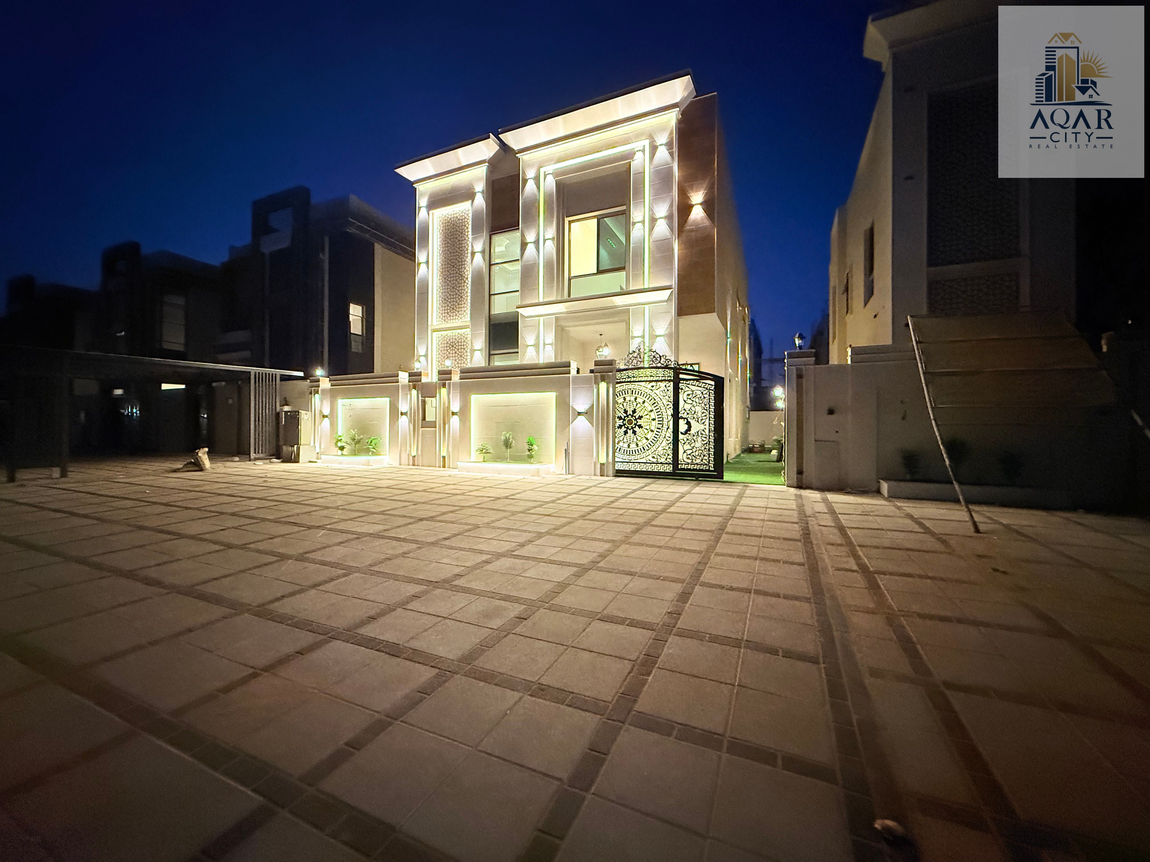 Villa for sale in Al Zahia area, main street, large setback, super deluxe finishing Directly from the owner Near Sheikh Mohammed bin Zayed Road Land