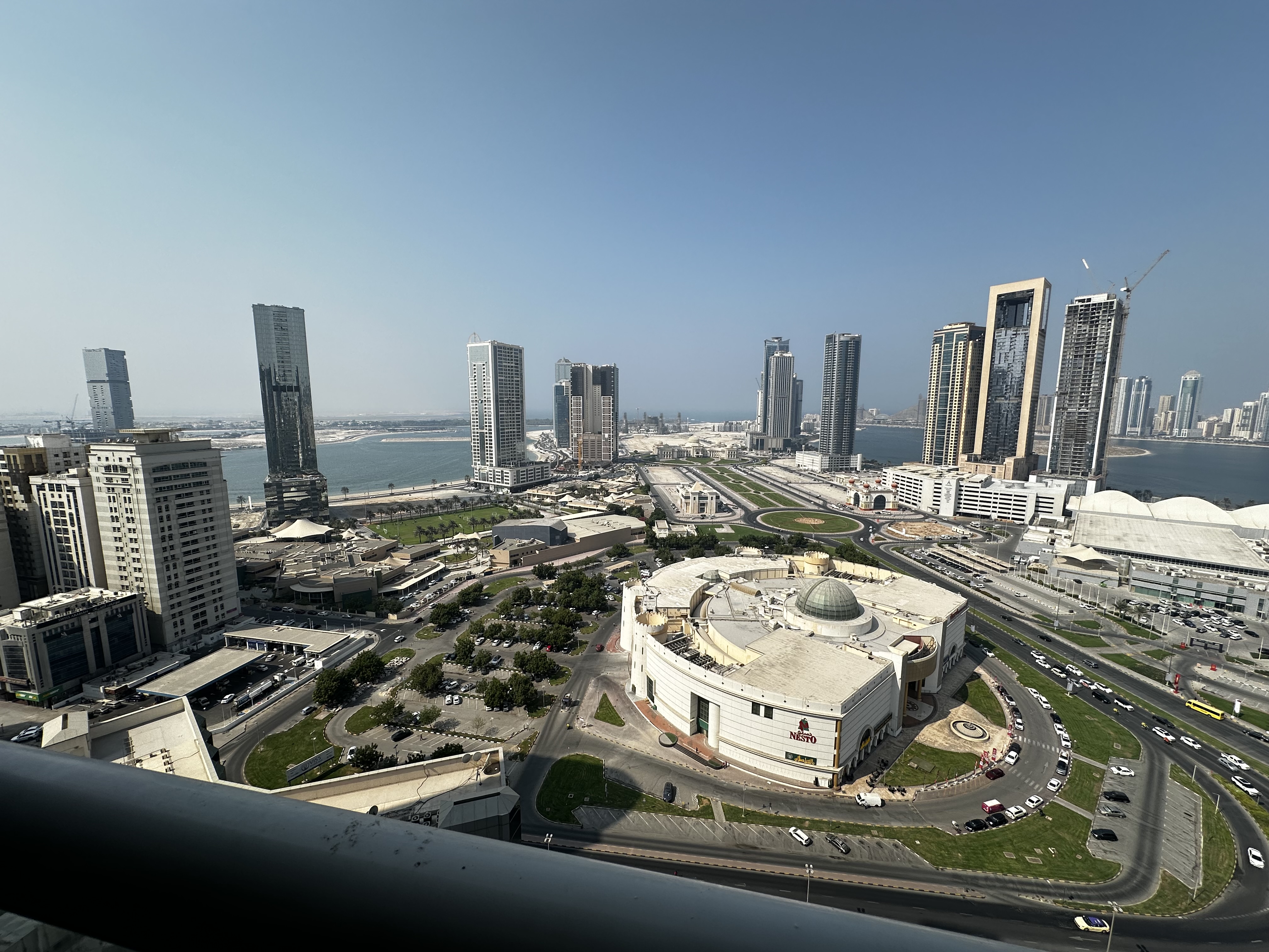 Sea View 3-Bedrooms Apartment Available With All Amenities Al Taawun Sharjah….
