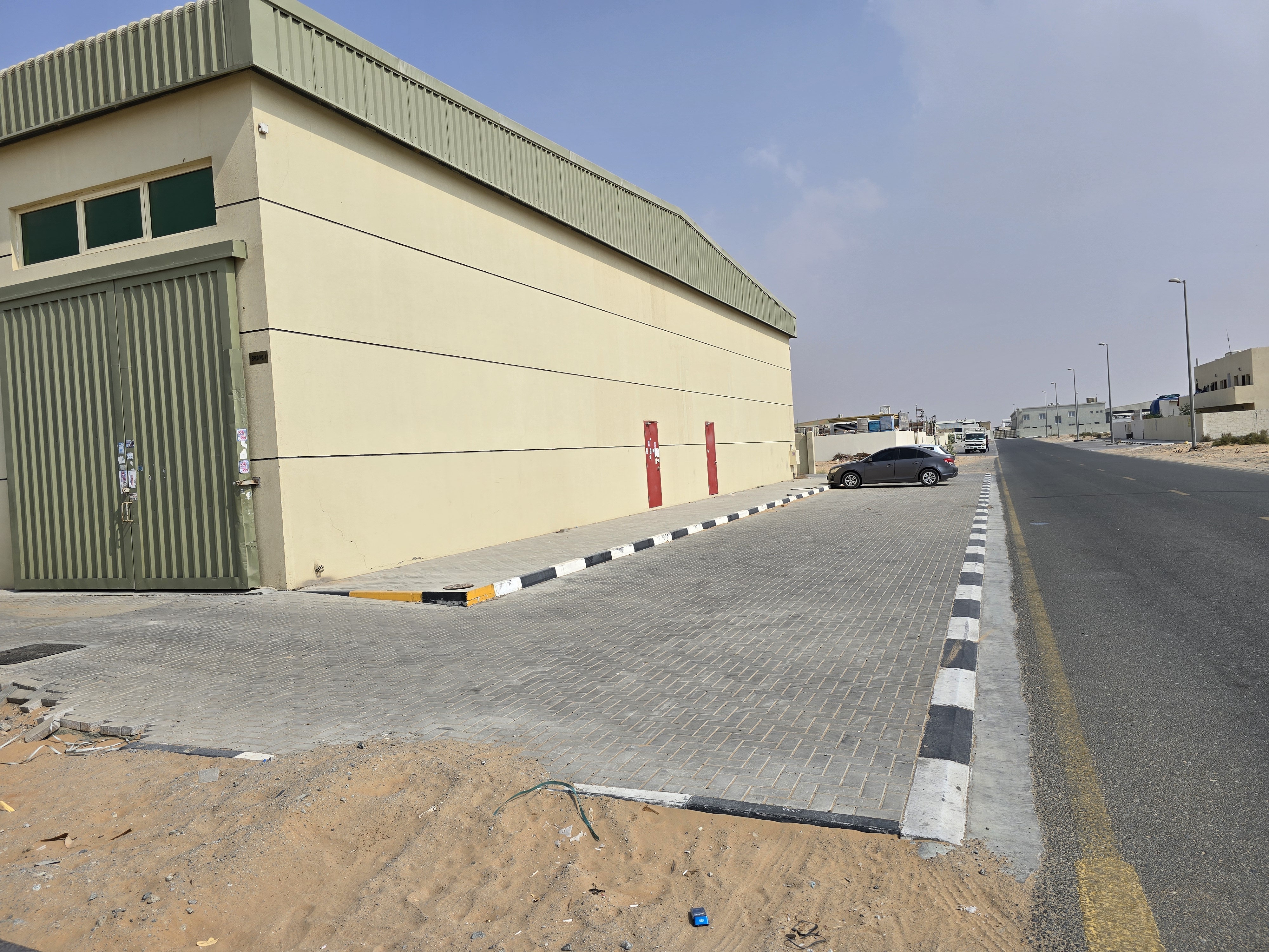 1800 Sqft Warehouse single Phase electrcity In Al Sajaa Sharjah