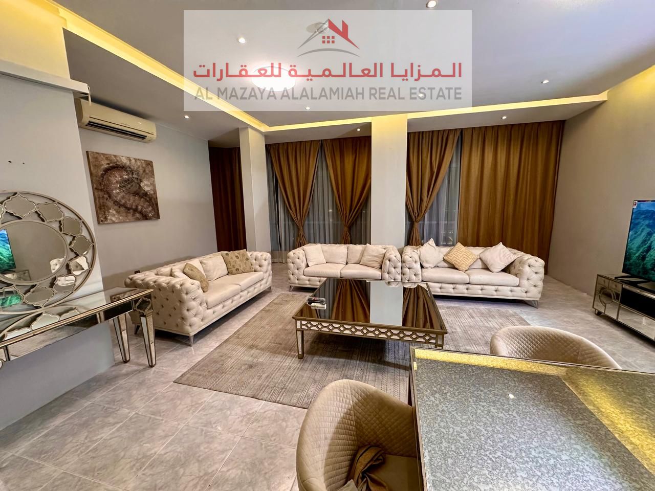 For rent monthly - fully furnished three-room apartment and living room - Sharjah - Al majaz 1 - with internet