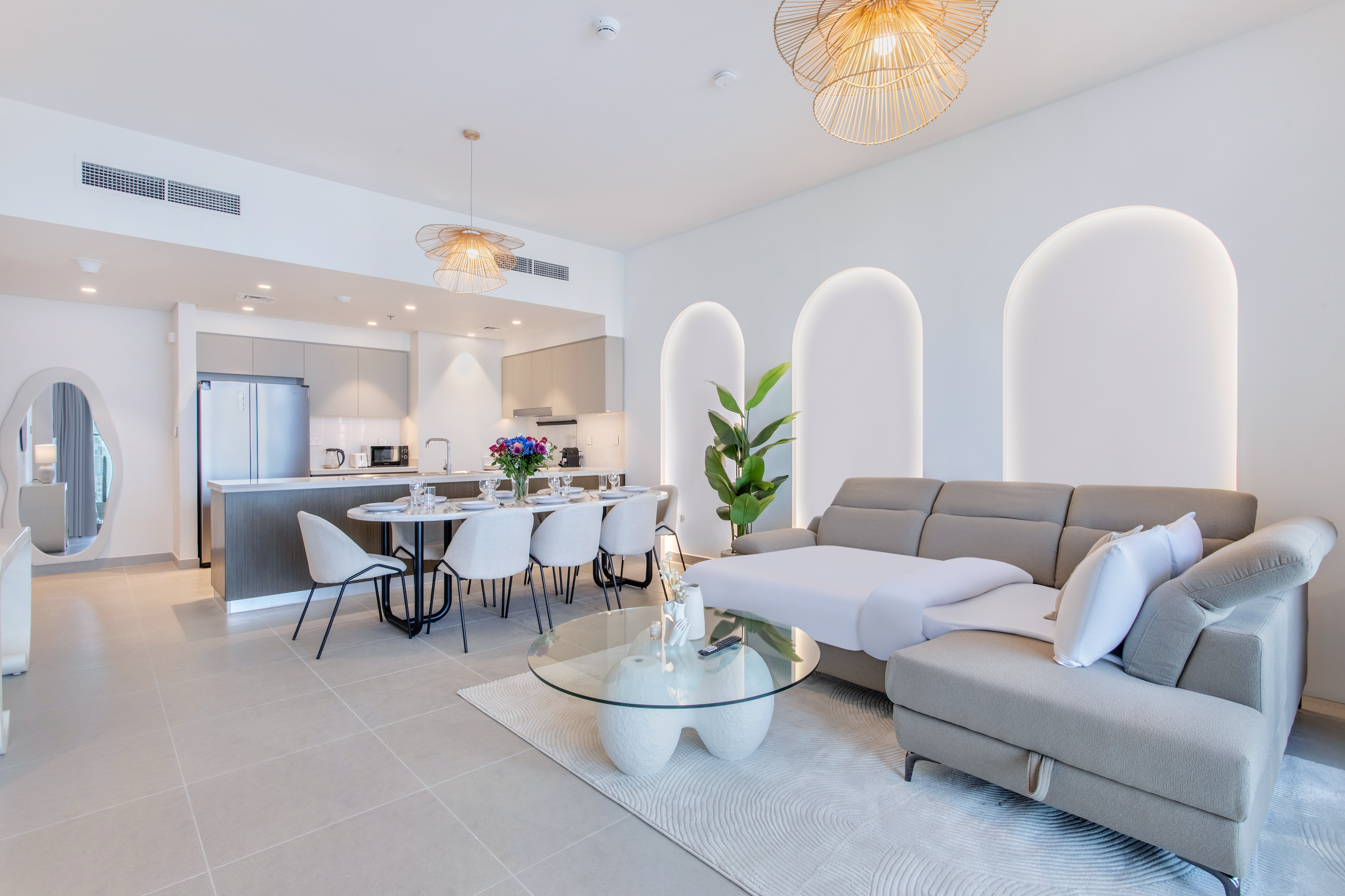 Luxurious 65th-Floor Apartment Overlooking the Burj Khalifa