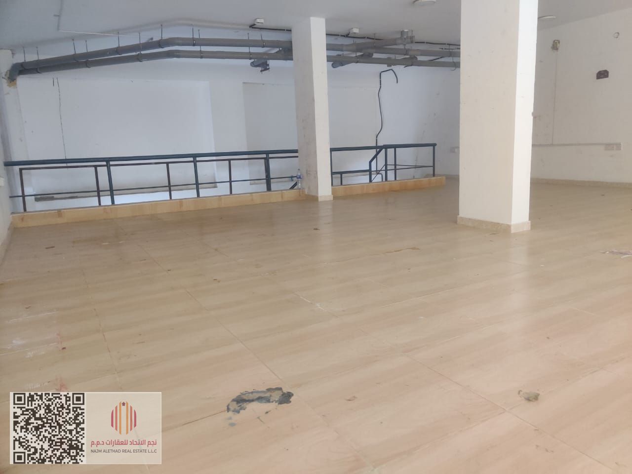 Mezzanine Shop for Annual Rent in Ajman – Industrial Area 1 Location: Ajman Industrial Area 1 – On a main road Area: Spacious layout suitable f