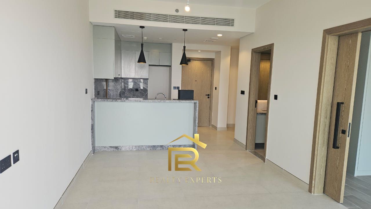 1 BHK for Sale in Golf Gate | High Floor | Full Golf View | DAMAC Hills