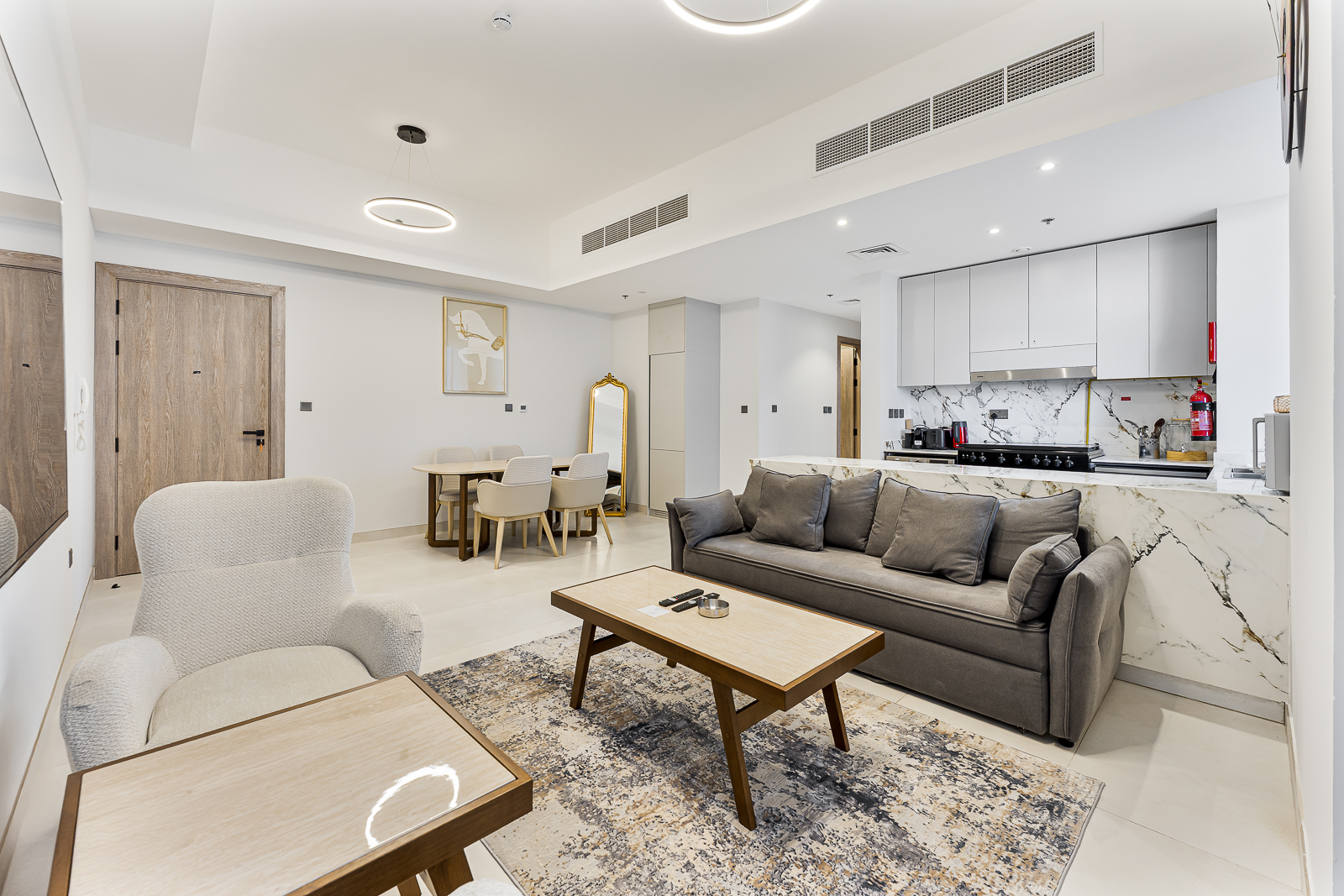 2 Bed W/ Balcony Near World Renowned Golf Clubs | Furnished | Flexible term