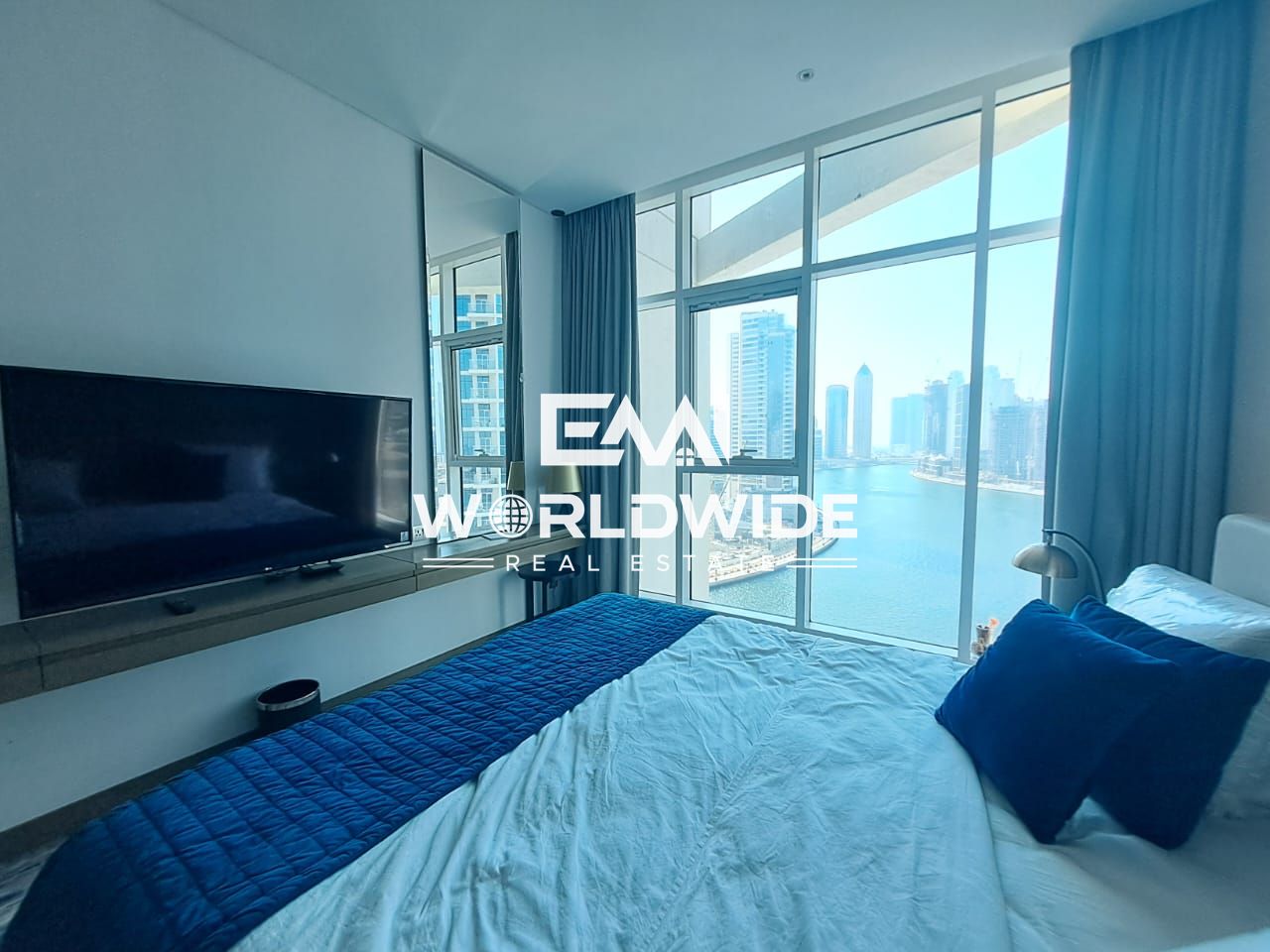 Near Dubai Mall l Mid Floor l Canal View