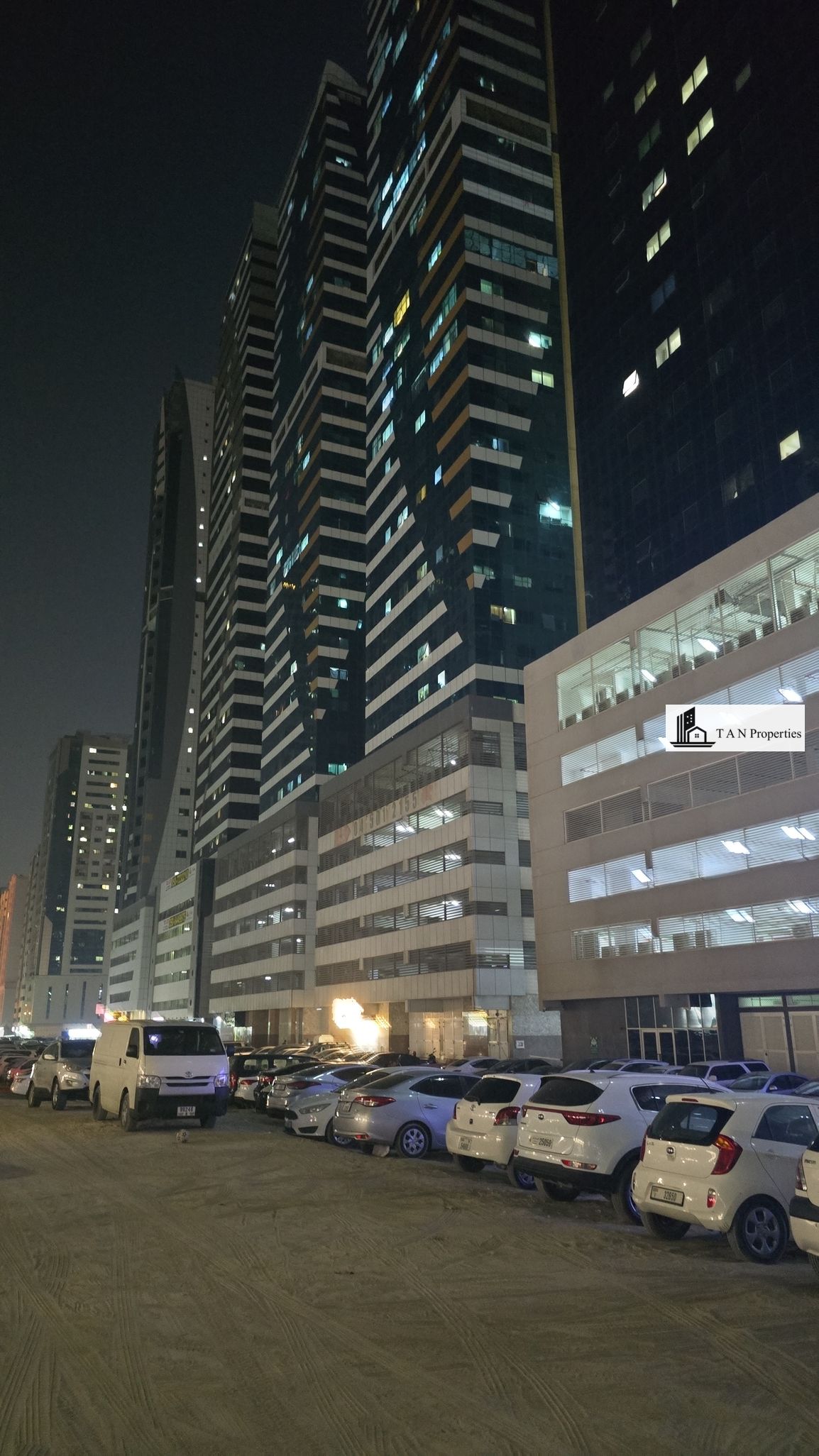 2Bhk With Closed Hall 6 Cheques