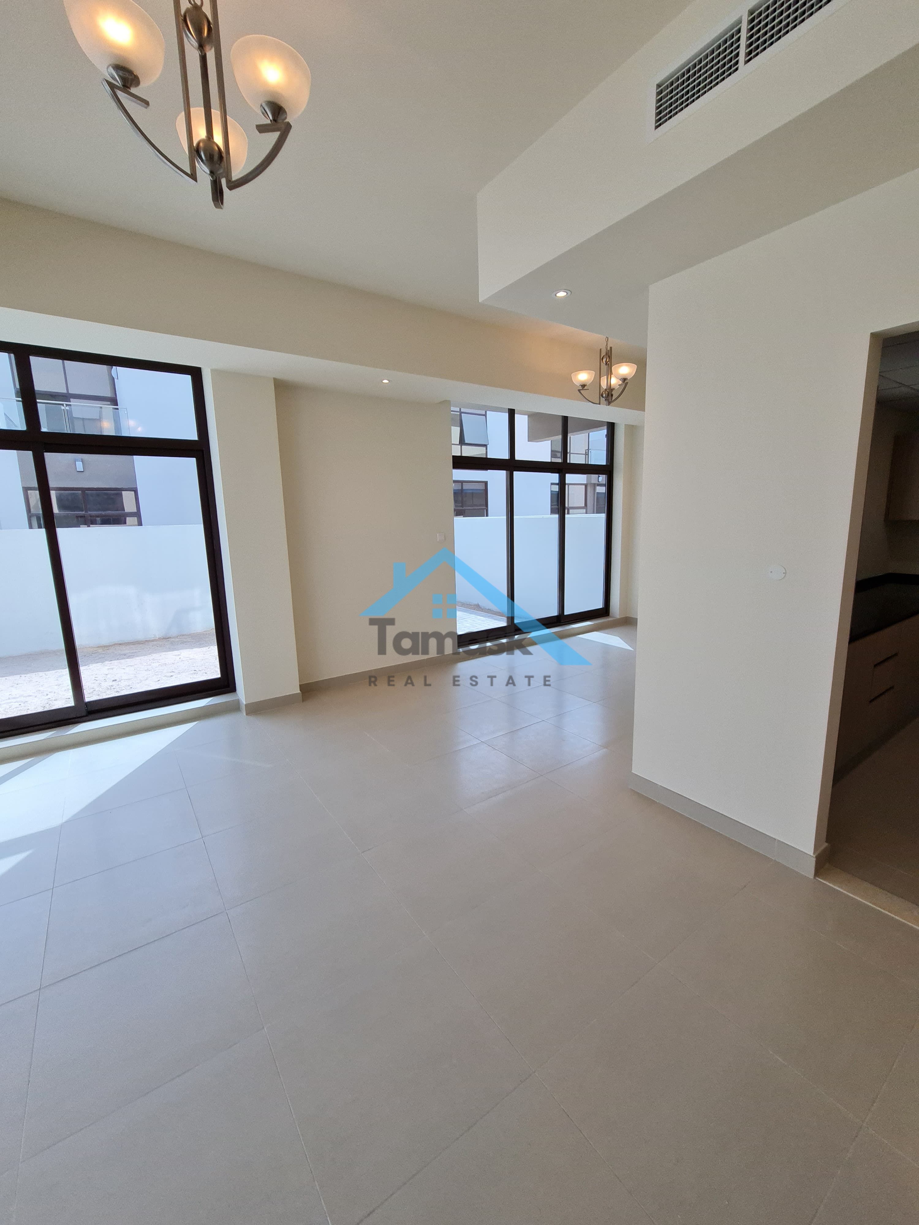 Brand new villa for rent in Al Awir, first occupancy, two floors, 4 master bedrooms and maid's room, central air conditioning, super deluxe finishing,