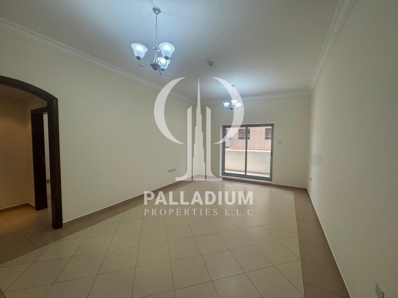 FAMILY BUILDING||READY TO MOVE||PRIME LOCATION