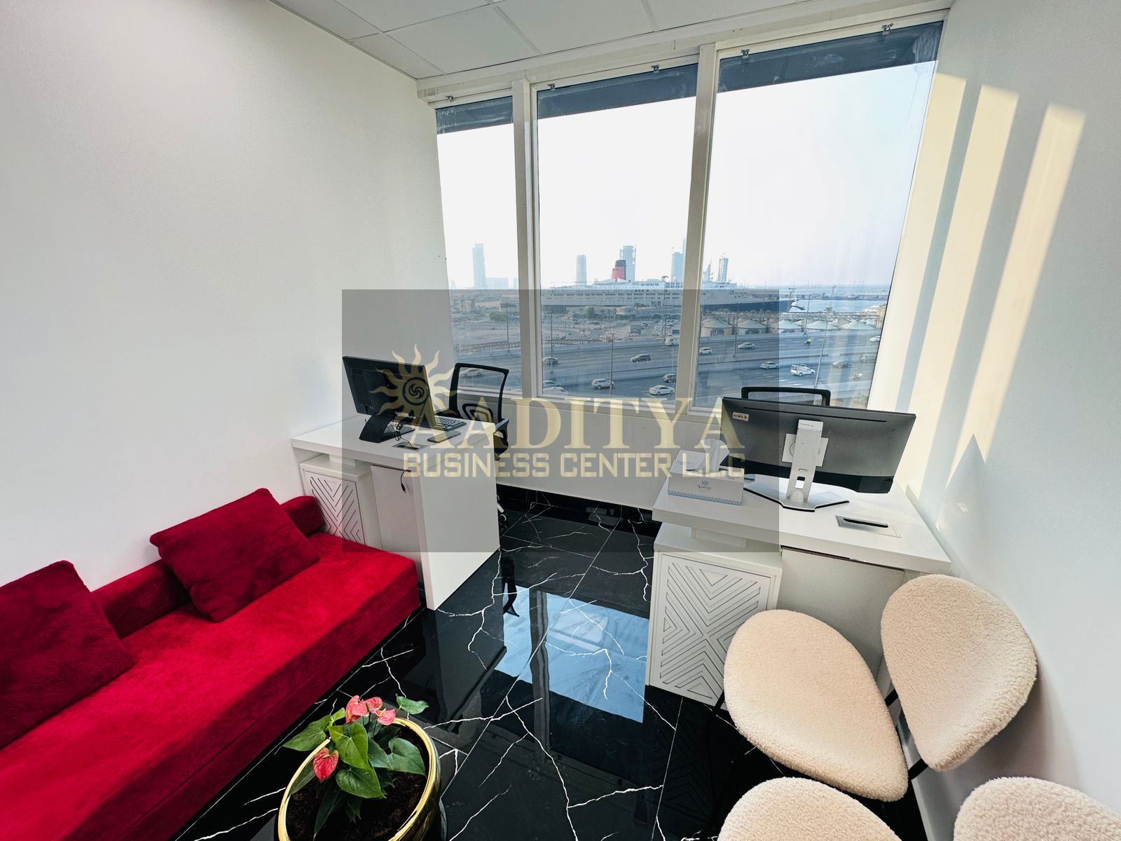 Office Spaces with SEA Views|0% Commission