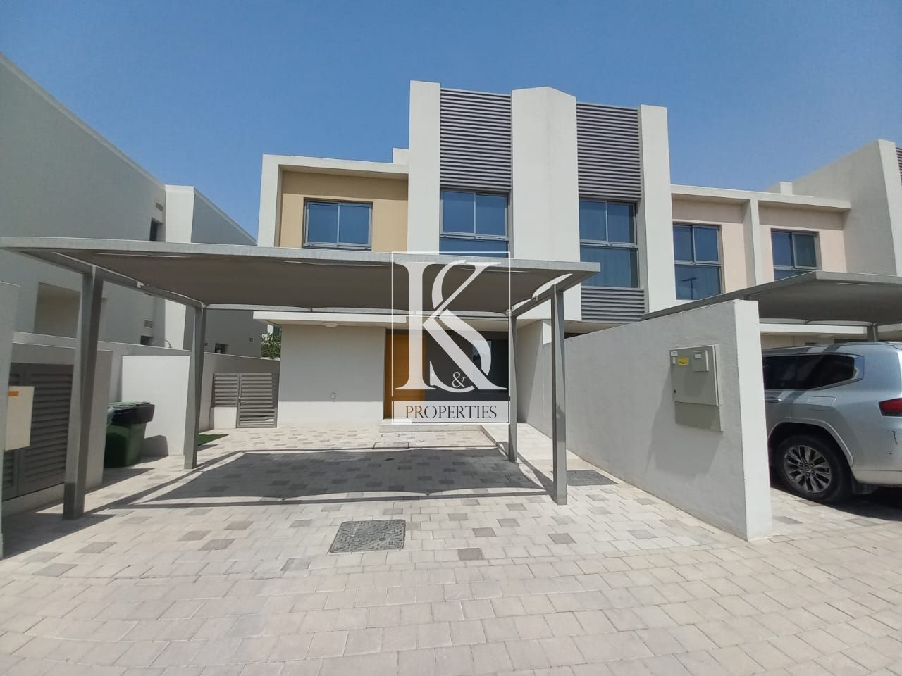 Modern | Huge Layout | Private Garden | 3BR+M