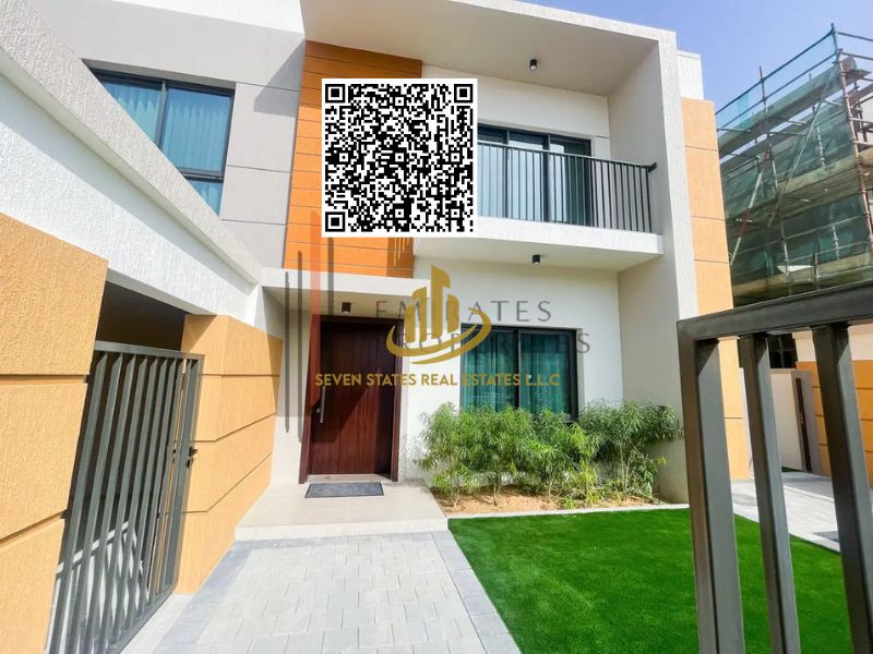 Prime location , freehold ownership for all nationalities , luxurious finishes , open view.