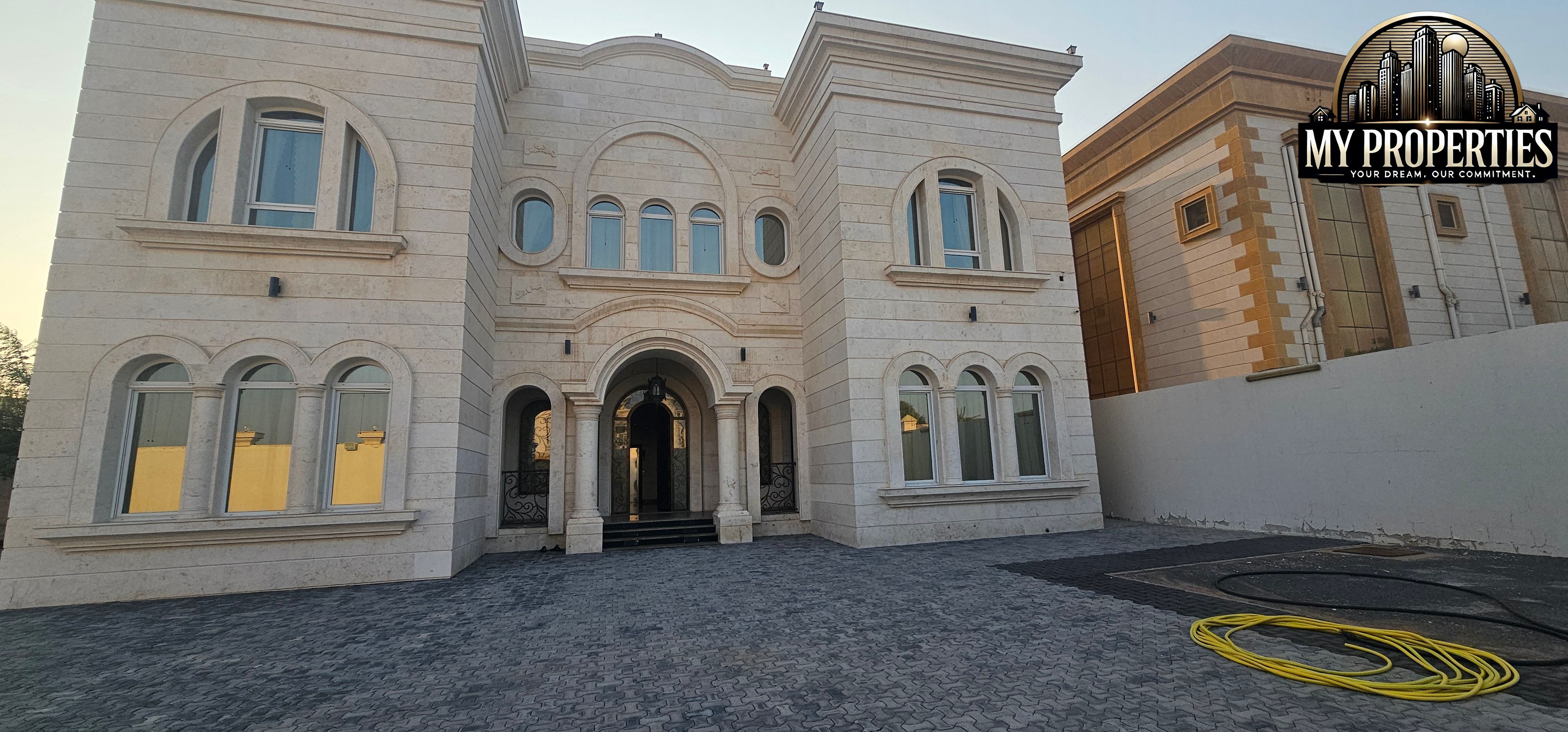 SURE HERE’S YOUR TEXT TRANSLATED INTO ENGLISH USING ALL CAPITAL LETTERS: WHEN YOU ENTER THE VILLA, YOU FEEL LUXURY AND SPACIOUSNESS FROM THE VERY FIRST MOMENT. THE INTERIOR SPACE IS OPEN AND FILLED WITH NATURAL LIGHT COMING THROUGH LARGE PANORAMIC WINDO