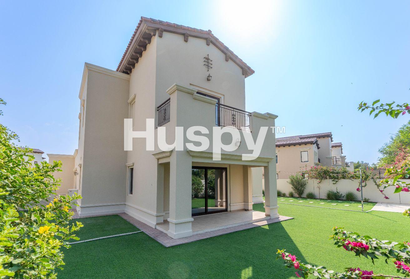 Vacant | Close to Pool | Private Garden